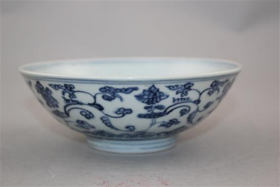 A Chinese Ming blue and white bowl, 15th century, 15cm.